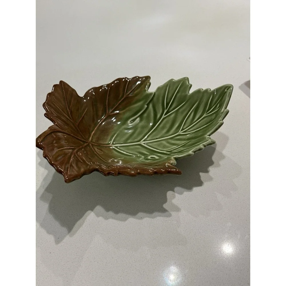 Vintage Mervyn's Ceramic Green Brown Leaf Bowl‎ Dish